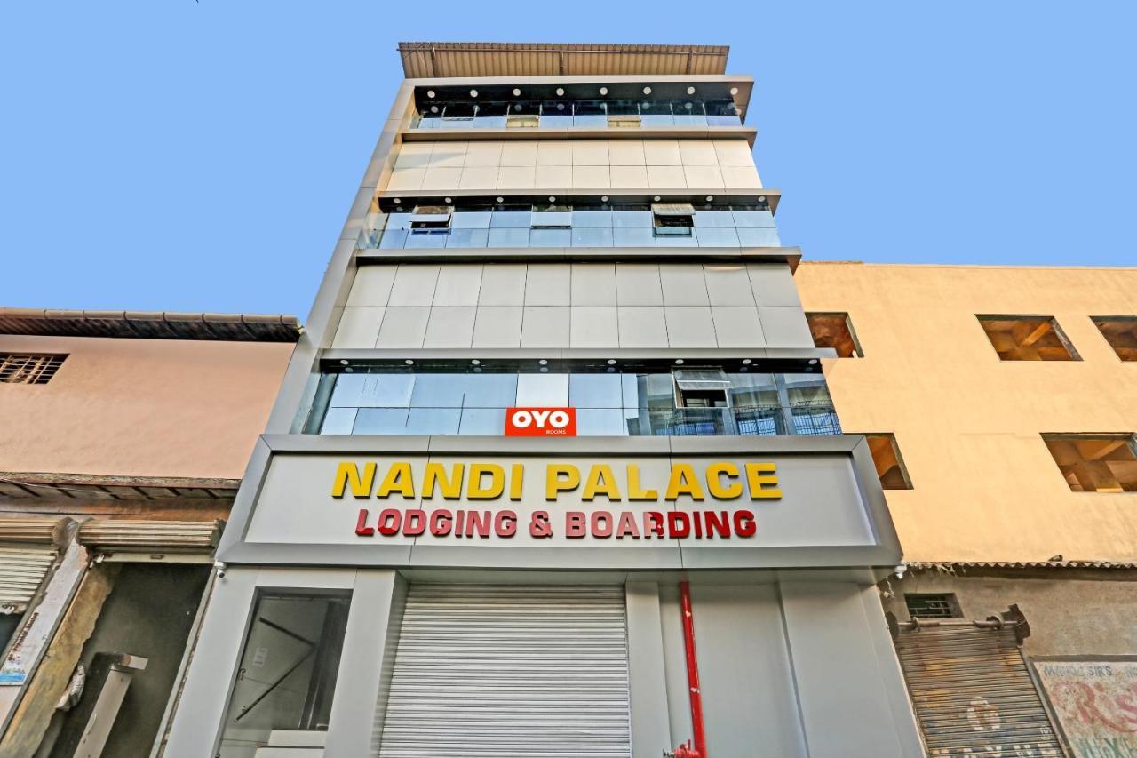Hotel O Nandi Palace Lodging And Boarding Ulhāsnagar Dış mekan fotoğraf
